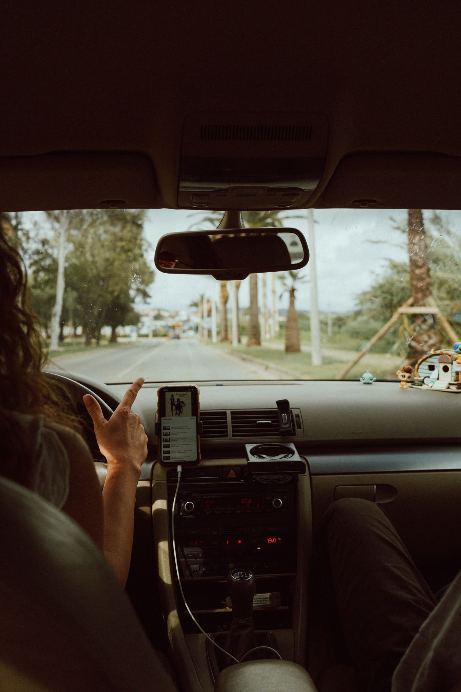 private car from airport to hotel