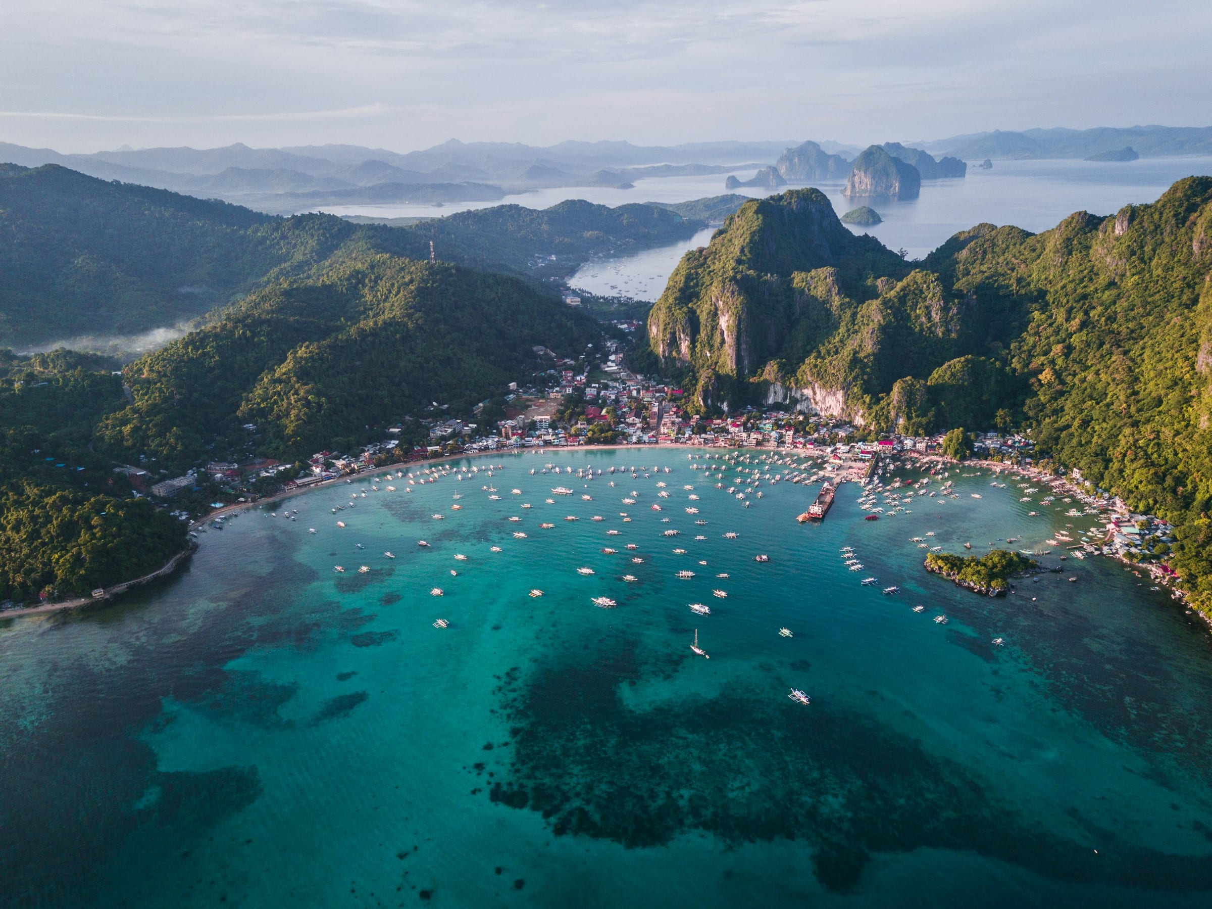 Philippines: Chocolate Hills, Island Blues & El Nido Lagoons