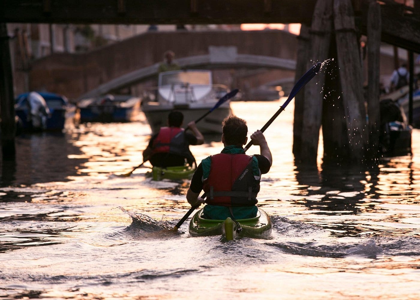 Quiet canals and Dorsoduro KAYAK