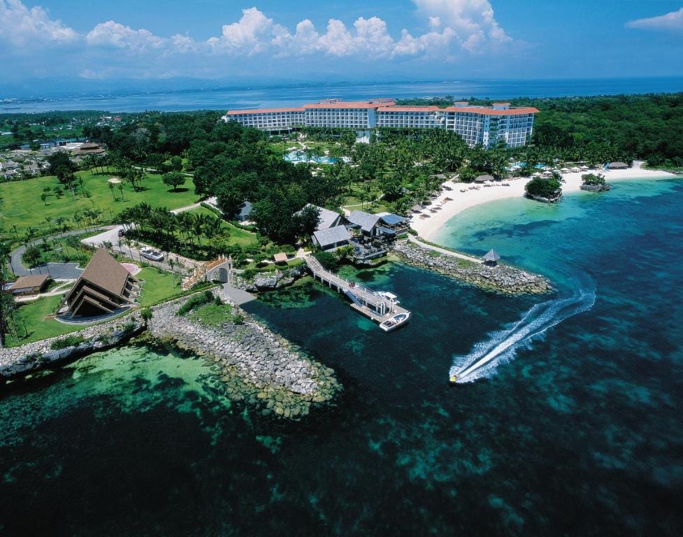 Cebu Arrival - From Runway to Mactan Blue